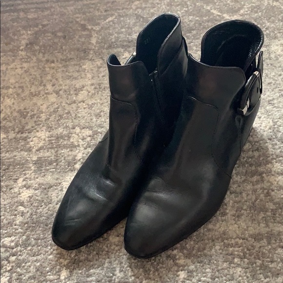 Booties/used - Picture 2 of 6